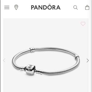Pandora bracelet with two separators